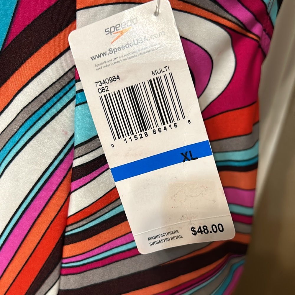 Speedo Tankini - Picture 6 of 8